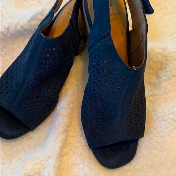 White Mountain Shoes - White mountain sandals